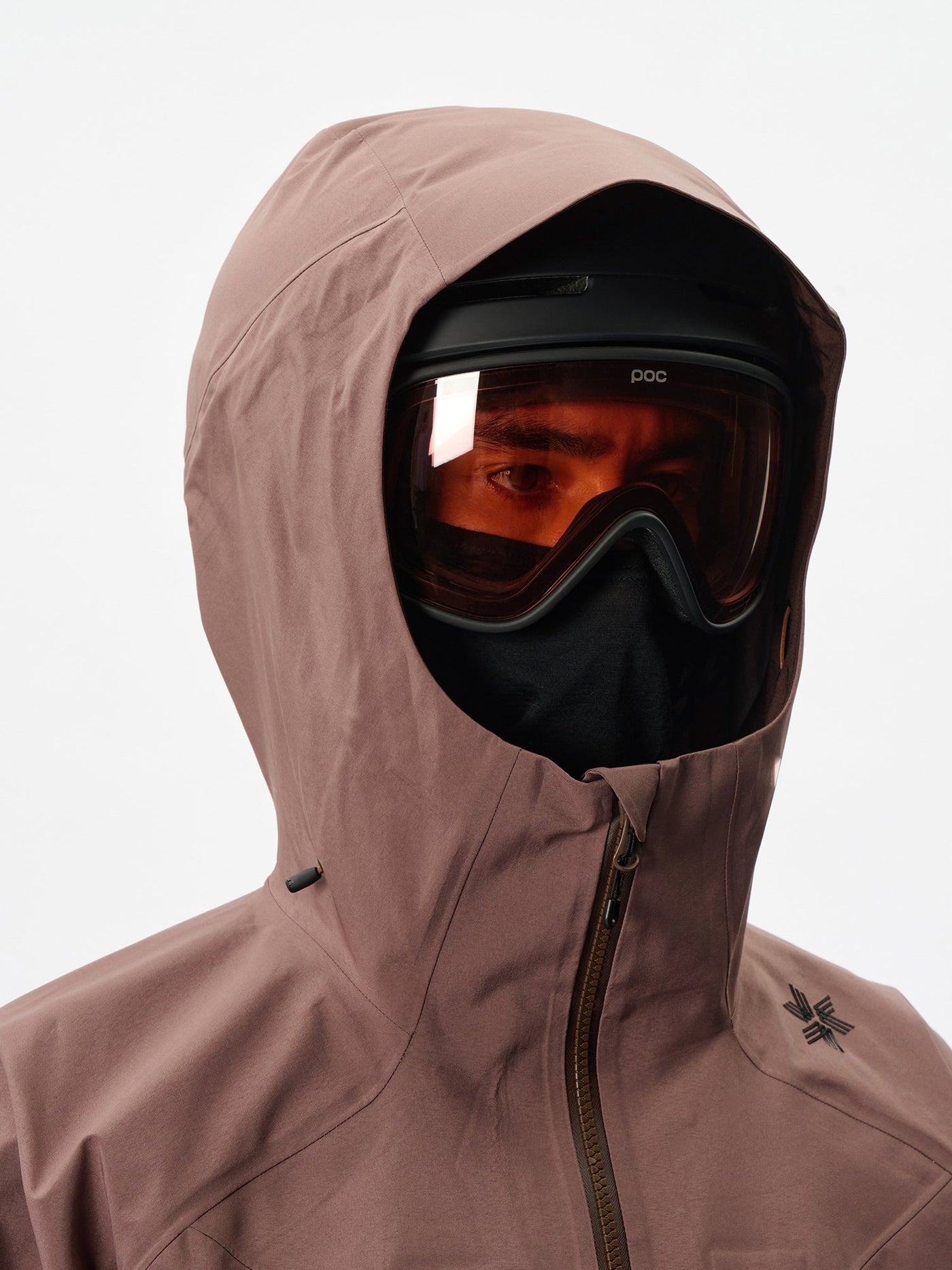 Model: Height 187cm / 6'1" | Wearing: PEPPERCORN / 3