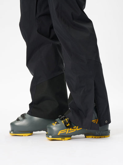 Model: Height 187cm / 6'1" | Wearing: BLACK / 3