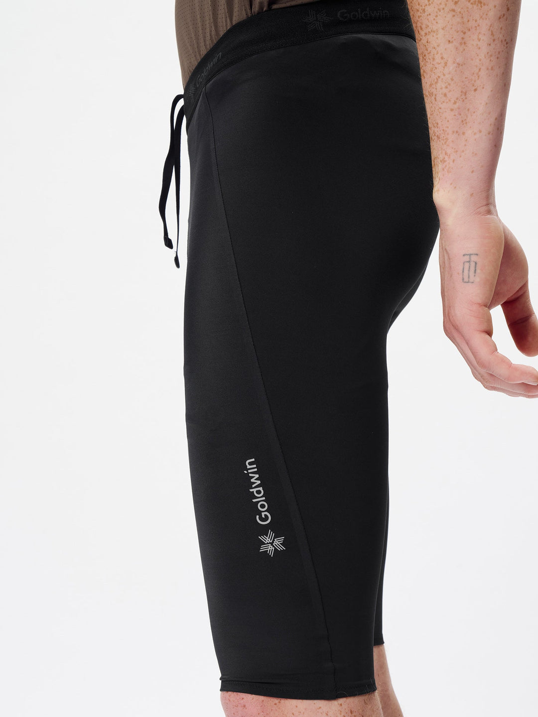 Compression Half Tights (Man) – Goldwin Europe