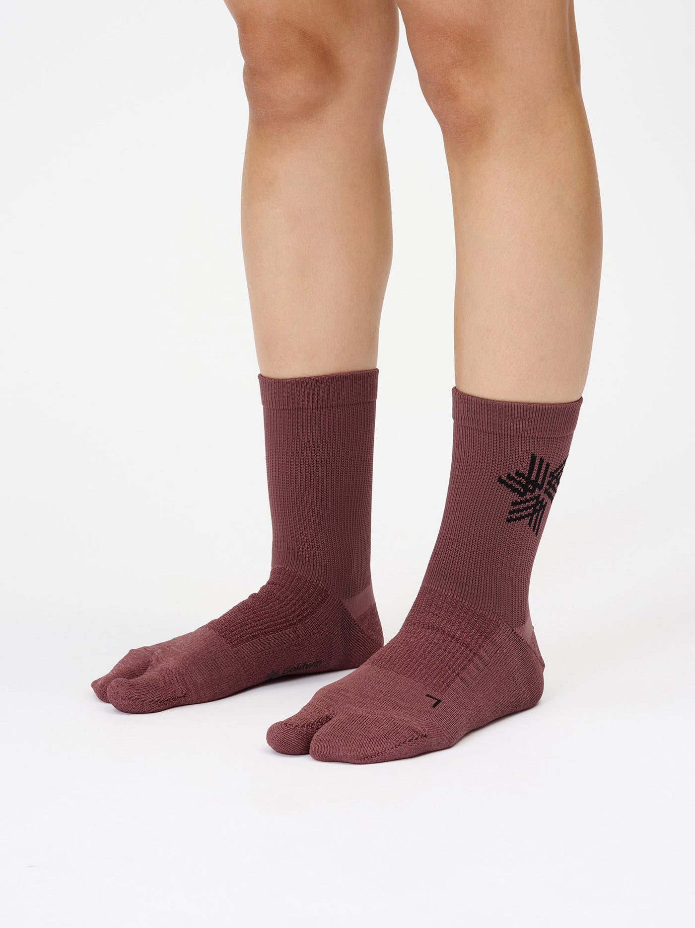 Model: Height 166cm / 5'4" | Wearing: PINK FLUORITE / 3