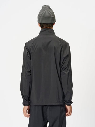 Model: Height 186cm / 6'1" | Wearing: BLACK / 3