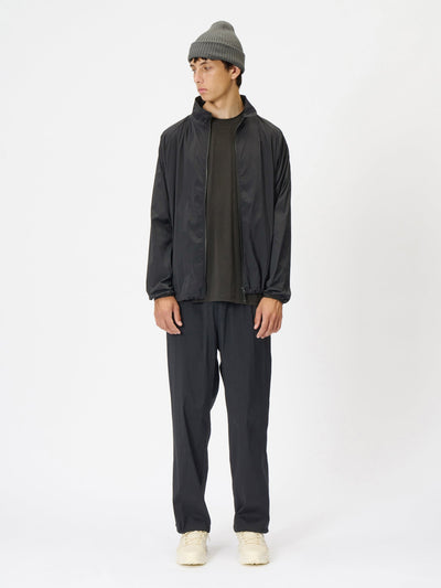 Model: Height 186cm / 6'1" | Wearing: BLACK / 3