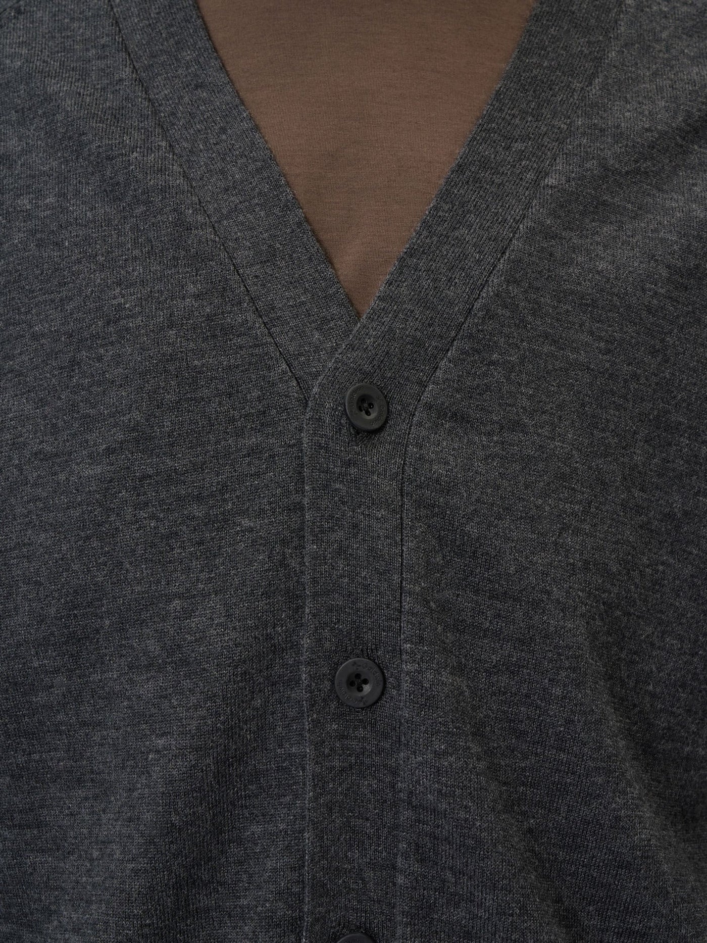 Model: Height 186cm / 6'1" | Wearing: MIX CHARCOAL / 3