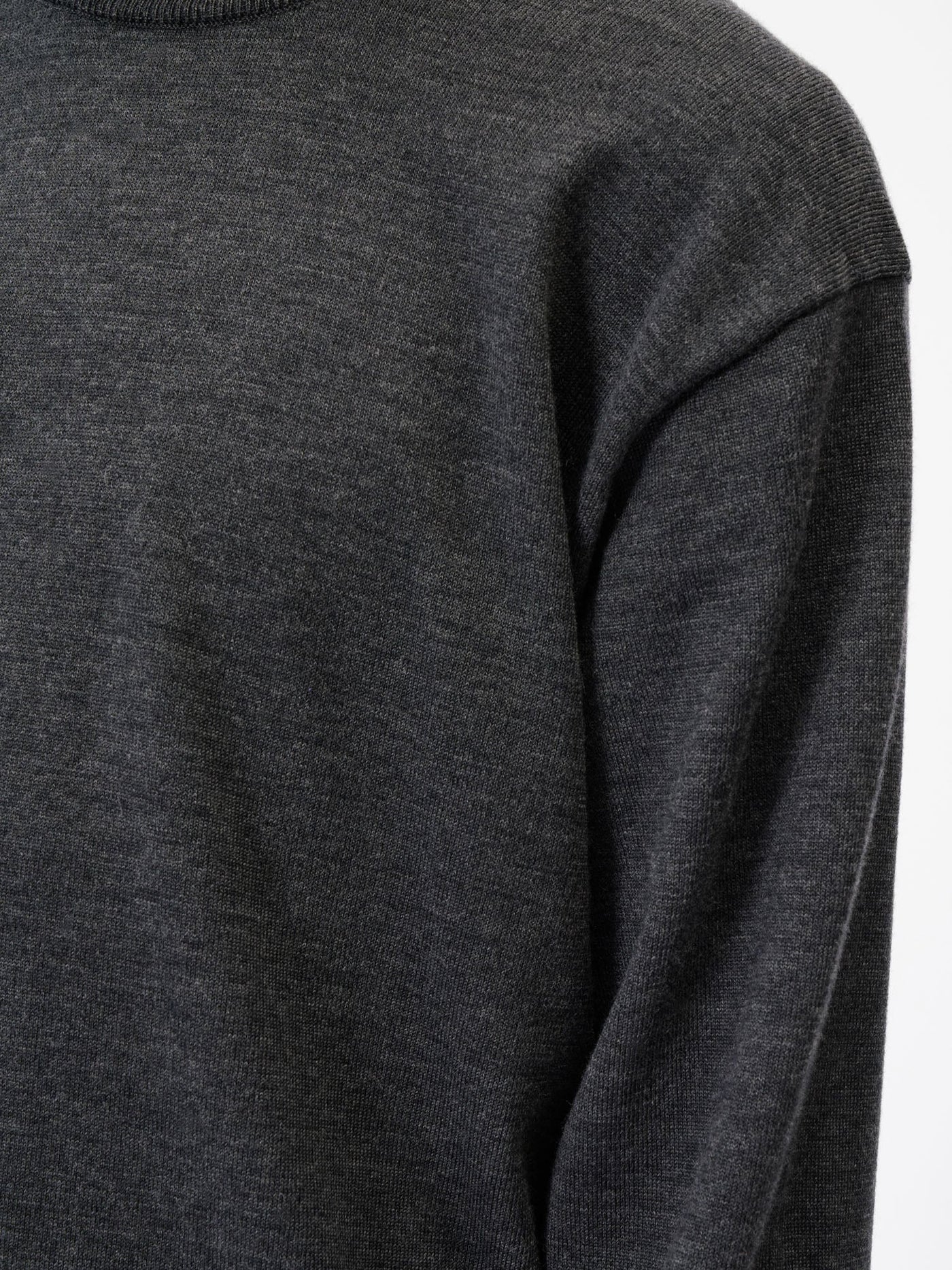 Model: Height 186cm / 6'1" | Wearing: MIX CHARCOAL / 3