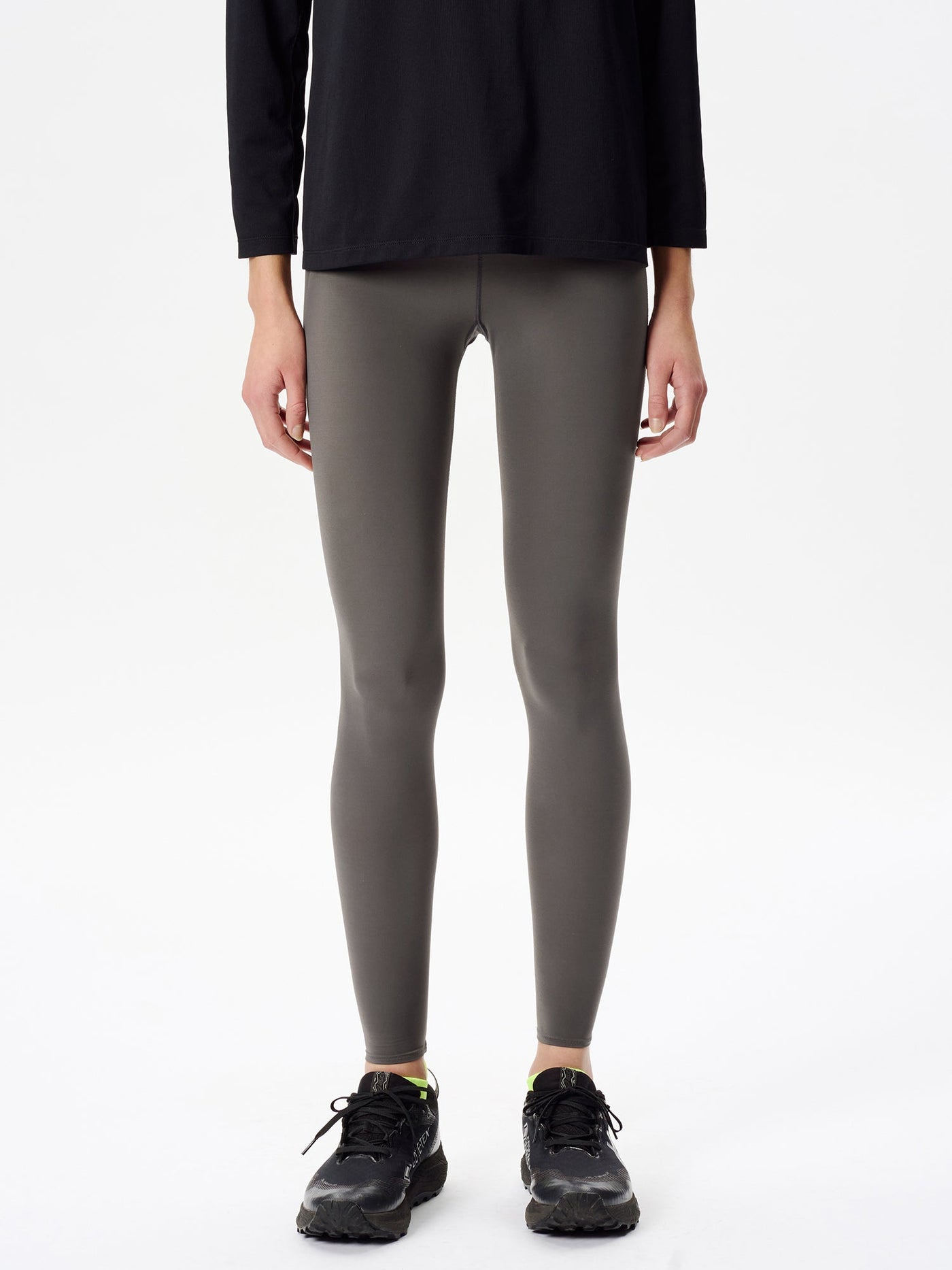 Compression Long Tights (Woman) – Goldwin Europe