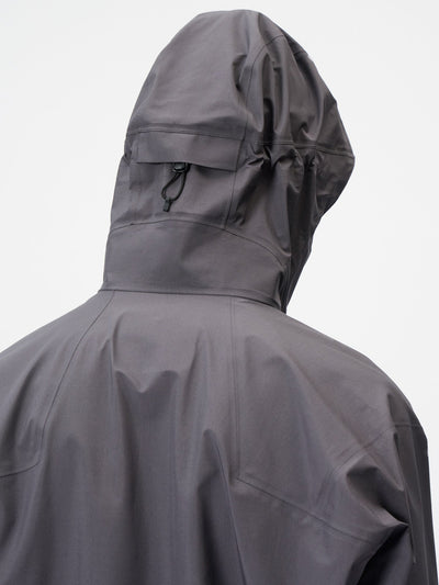 Model: Height 186cm / 6'1" | Wearing: DEEP CHARCOAL / 3