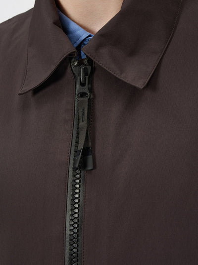 Model: Height 185cm / 6'0" | Wearing: DEEP BROWN / 3