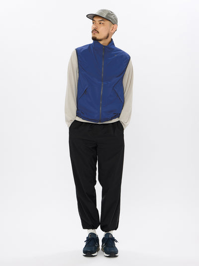 Model: Height 185cm | Wearing: DEEP BLUE / 3