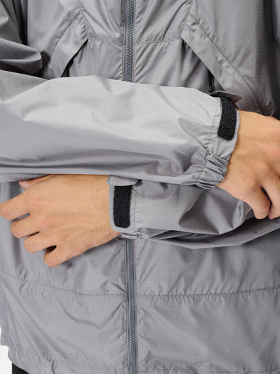 Model: Height 186cm / 6'1" | Wearing: METALLIC GRAY / 3