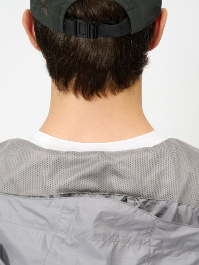 Model: Height 186cm / 6'1" | Wearing: METALLIC GRAY / 3