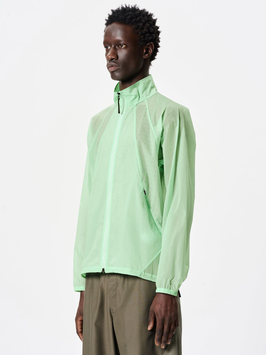 Sheer Nylon Wind Jacket – Goldwin Europe