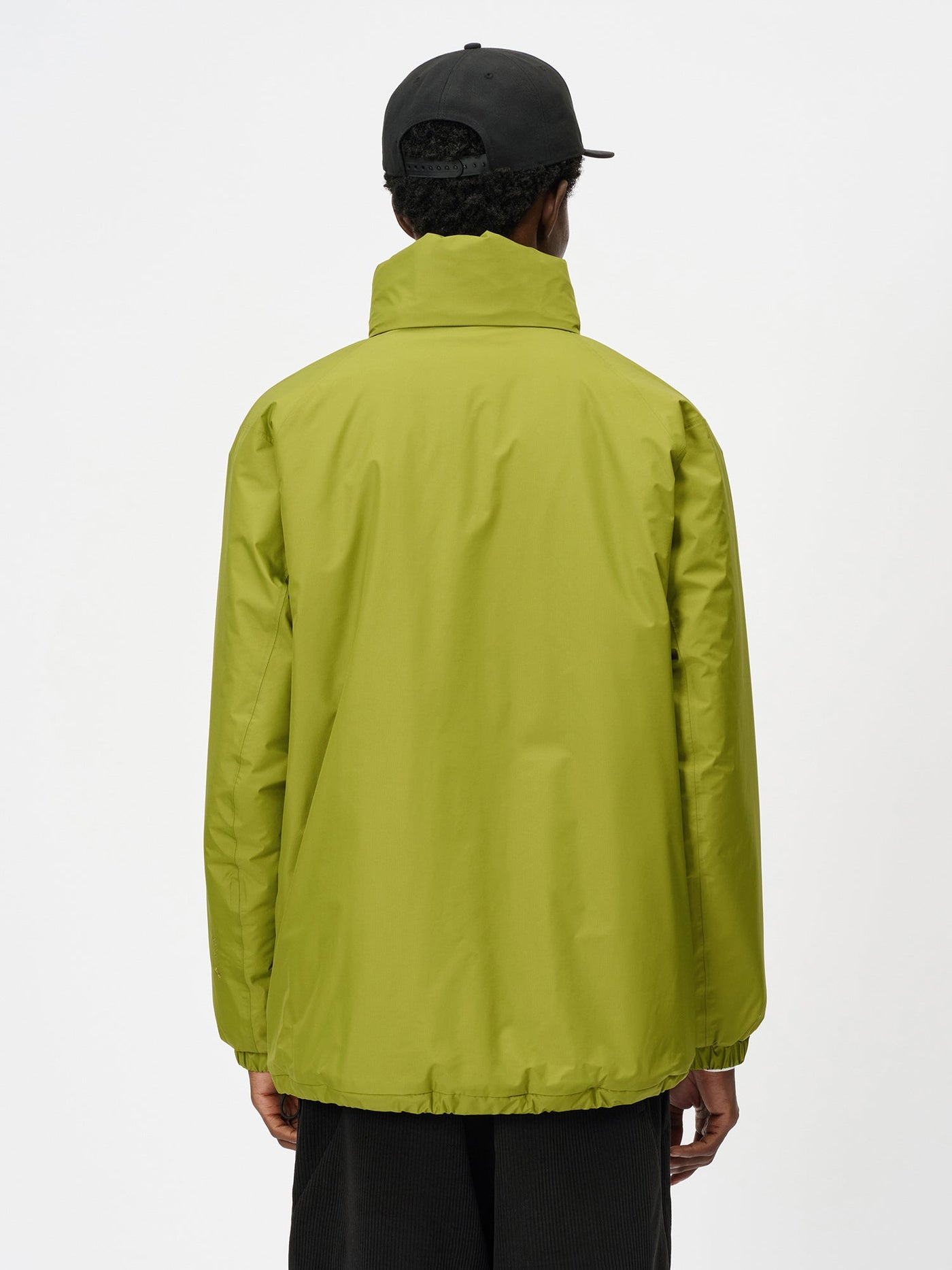 Model: Height 187cm / 6'1" | Wearing: SENCHA GREEN / 3