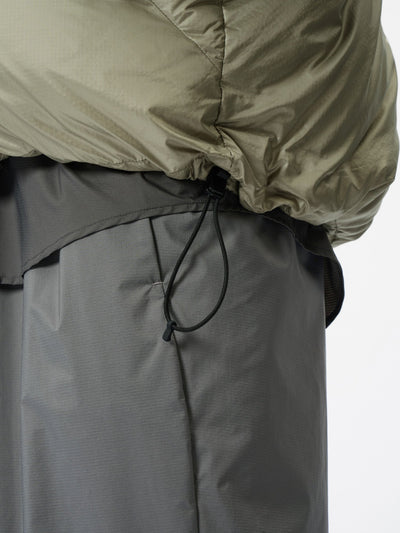 Model: Height 186cm / 6'1" | Wearing: OAK BEIGE / 3