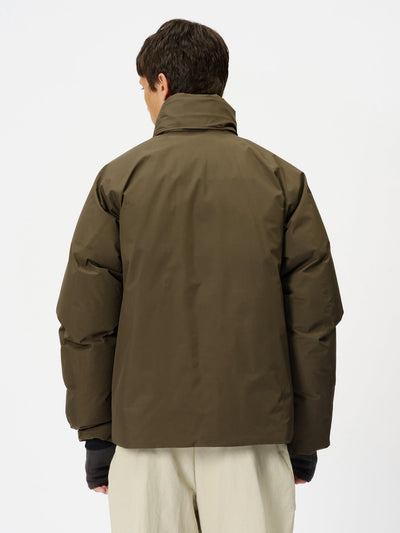 Model: Height 186cm / 6'1" | Wearing: MOREL / 3