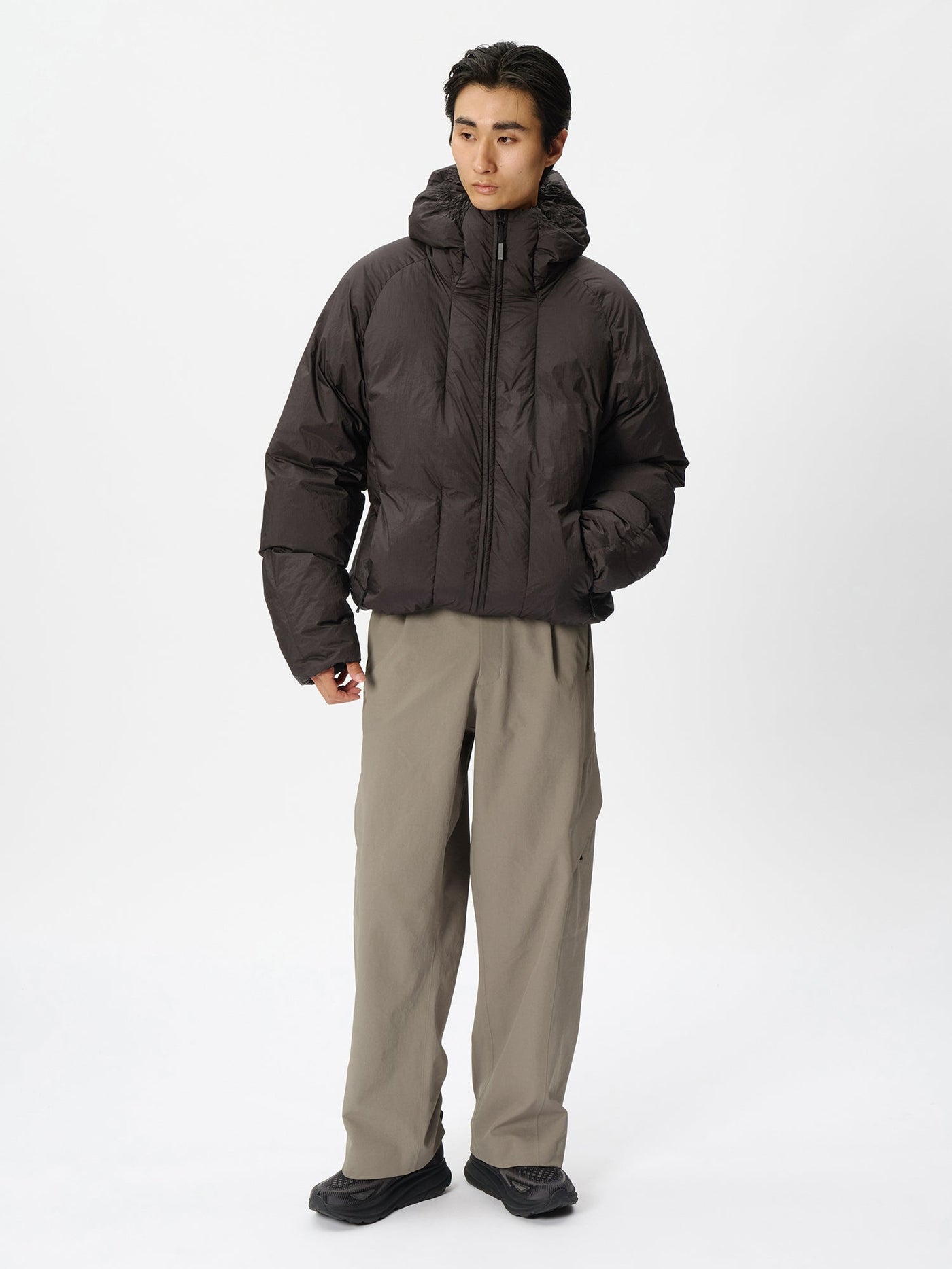 Model: Height 186cm / 6'1" | Wearing: AFTER DARK / 3