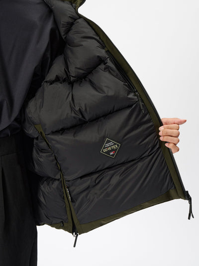 Model: Height 186cm / 6'1" | Wearing: KHAKI / L