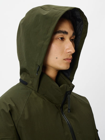 Model: Height 186cm / 6'1" | Wearing: KHAKI / L