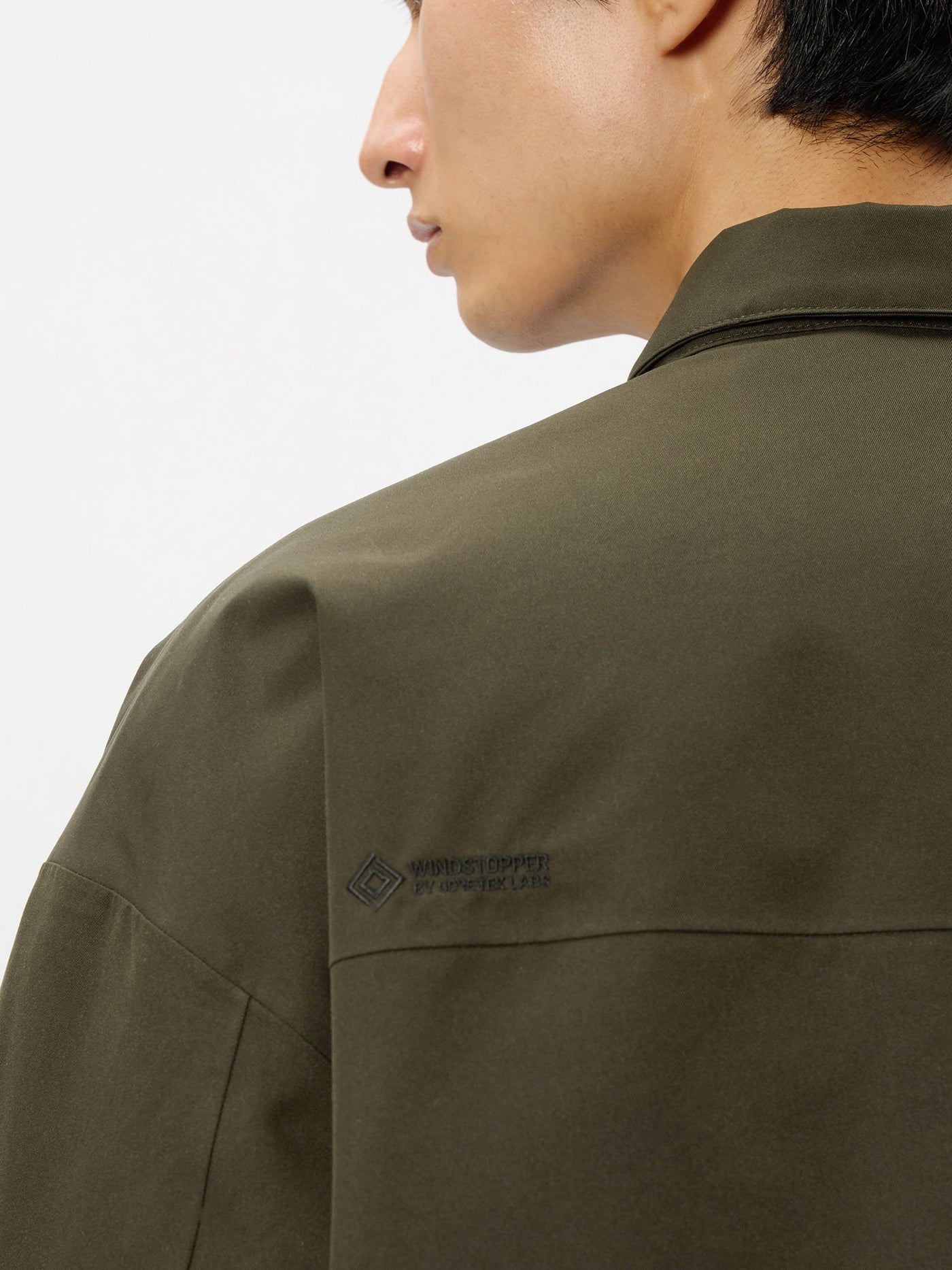 Model: Height 186cm / 6'1" | Wearing: KHAKI / L