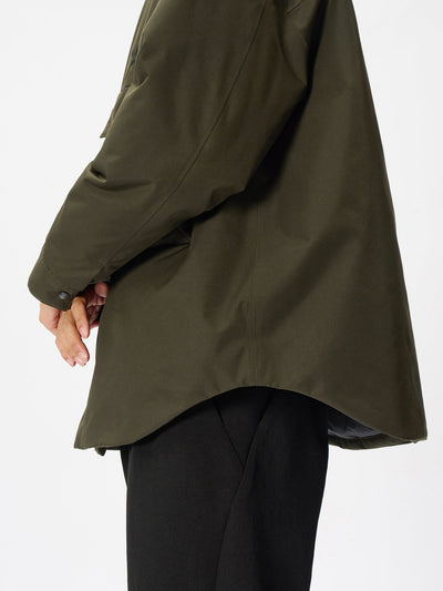 Model: Height 186cm / 6'1" | Wearing: KHAKI / L