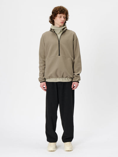 Model: Height 185cm / 6'0" | Wearing: OLD BEIGE / 3