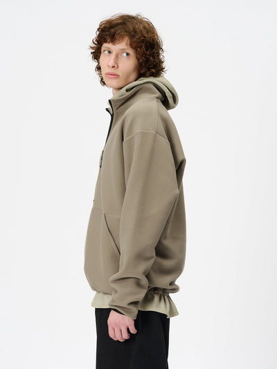 Model: Height 185cm / 6'0" | Wearing: OLD BEIGE / 3