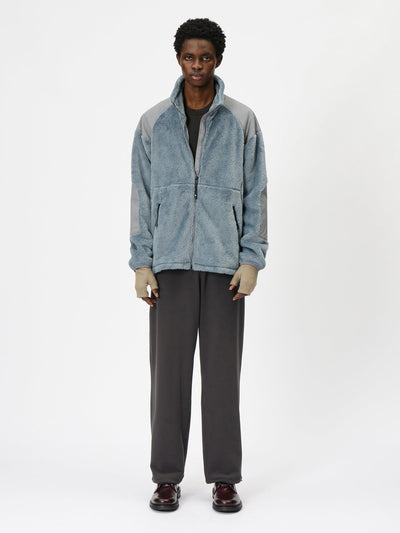 Model: Height 187cm / 6'1" | Wearing: AQUA GRAY / 3