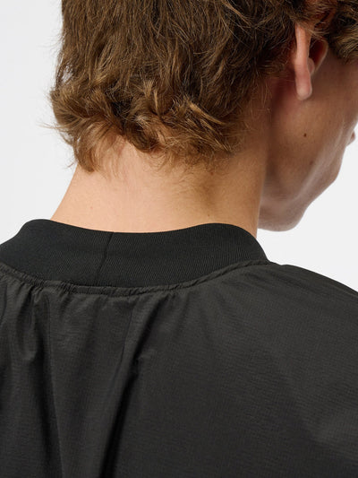 Model: Height 185cm / 6'0" | Wearing: BLACK / 3