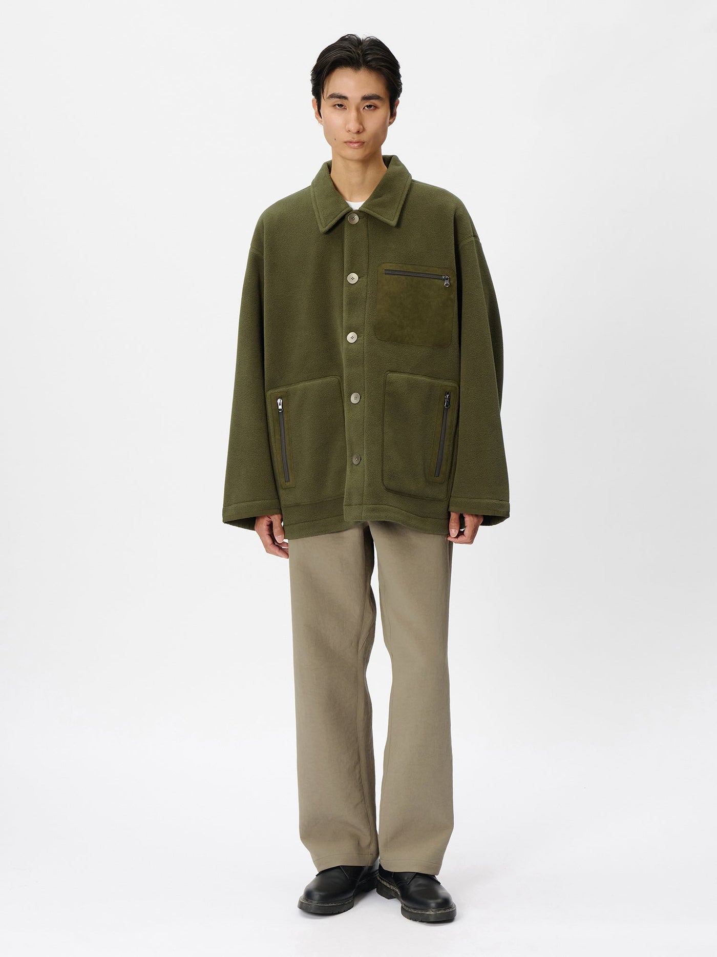 Model: Height 186cm / 6'1" | Wearing: BROWNISH GREEN / 4