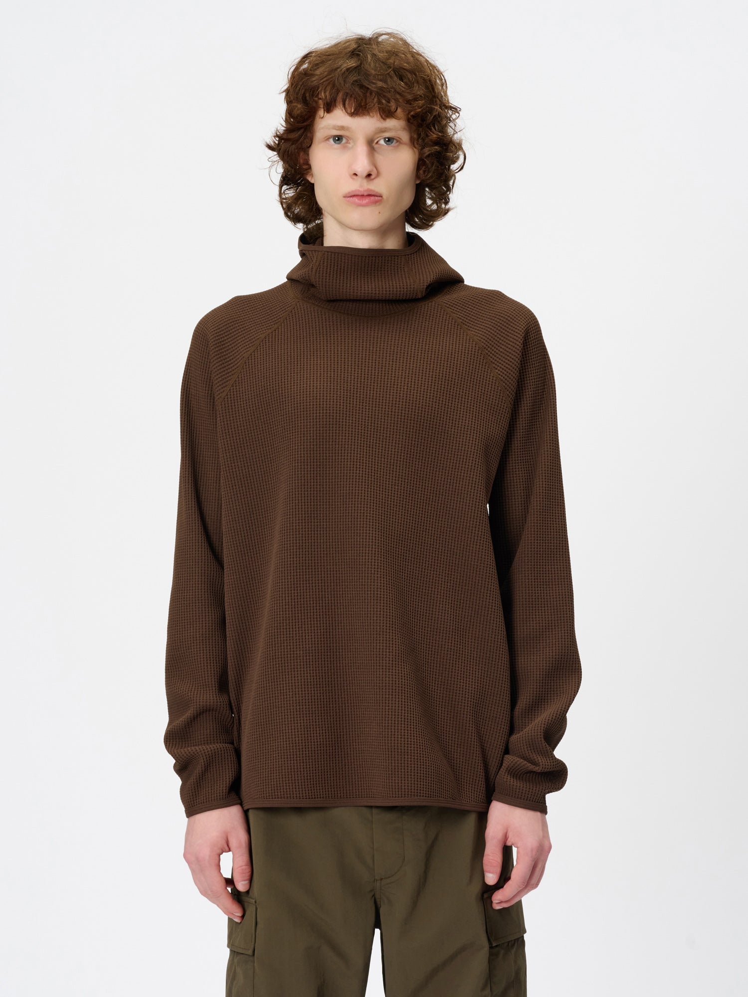 Model: Height 185cm / 6'0" | Wearing: CHICORY BROWN / 3