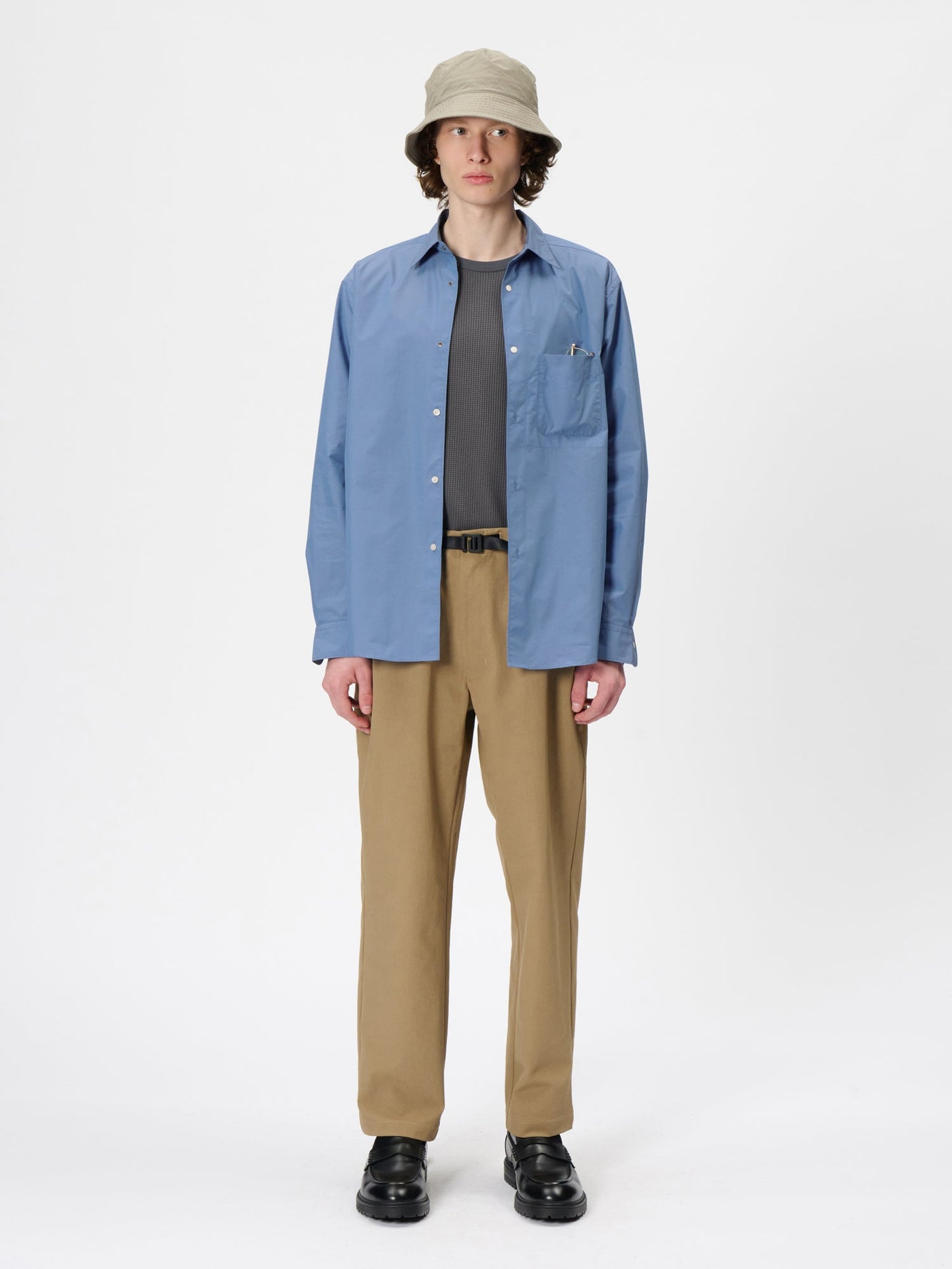 Model: Height 185cm / 6'0" | Wearing: DEEP SAXE / 3