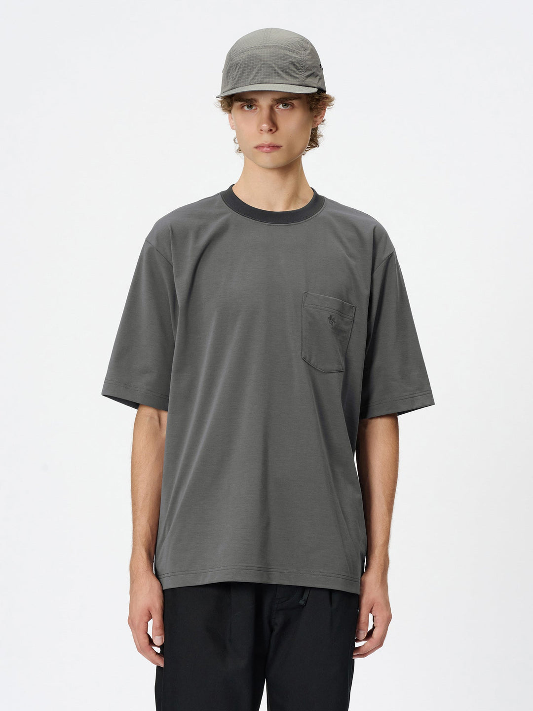 Oversized Pocket T-shirt – Goldwin Europe