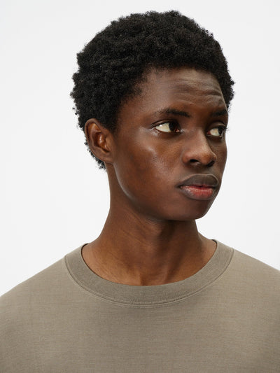 Model: Height 187cm / 6'1" | Wearing: SAND LAND / 3