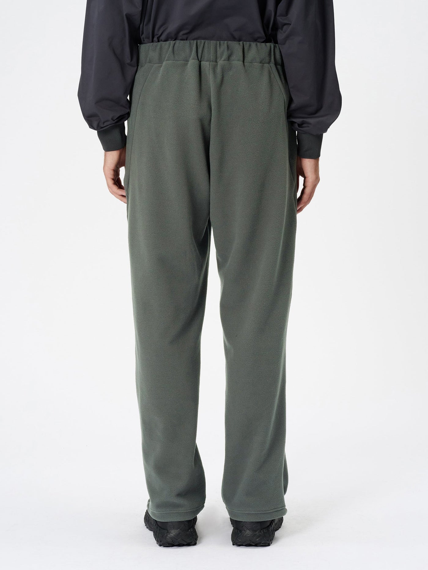 Model: Height 185cm / 6'0" | Wearing: SHADOW GRAY / 3