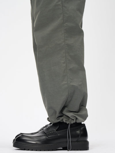 Model: Height 185cm / 6'0" | Wearing: DEEP CHARCOAL / 3