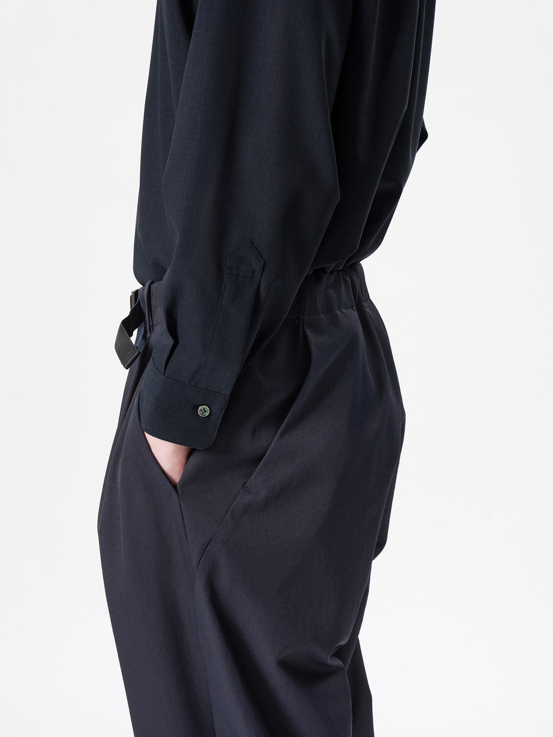 One Tuck Tapered Stretch Pants – Goldwin Europe