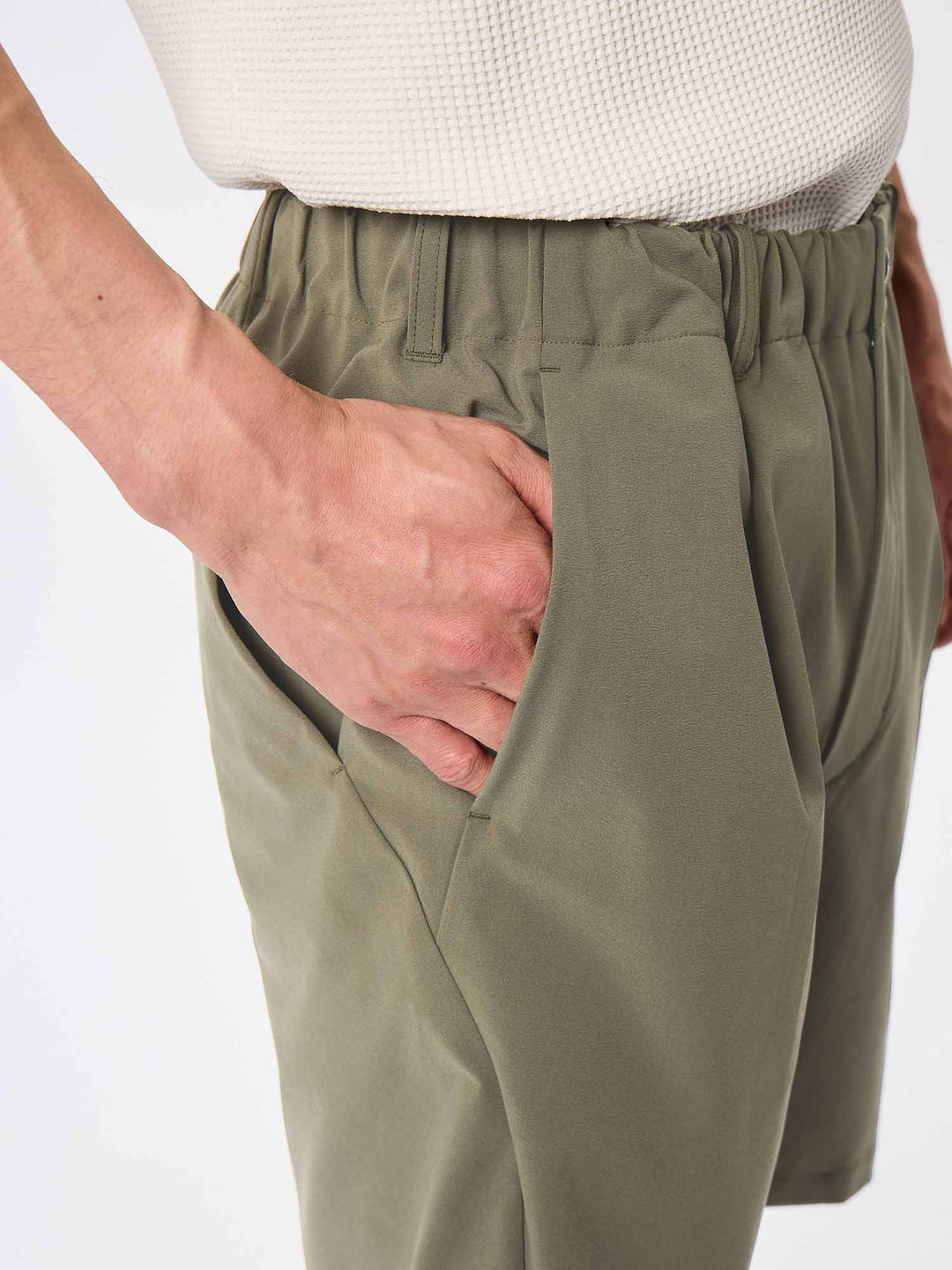 One Tuck Light Stretch Shorts – Goldwin Europe