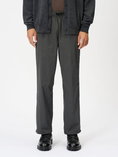 Model: Height 186cm / 6'1" | Wearing: CARBON GRAY / 3