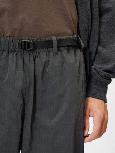 Model: Height 186cm / 6'1" | Wearing: CARBON GRAY / 3