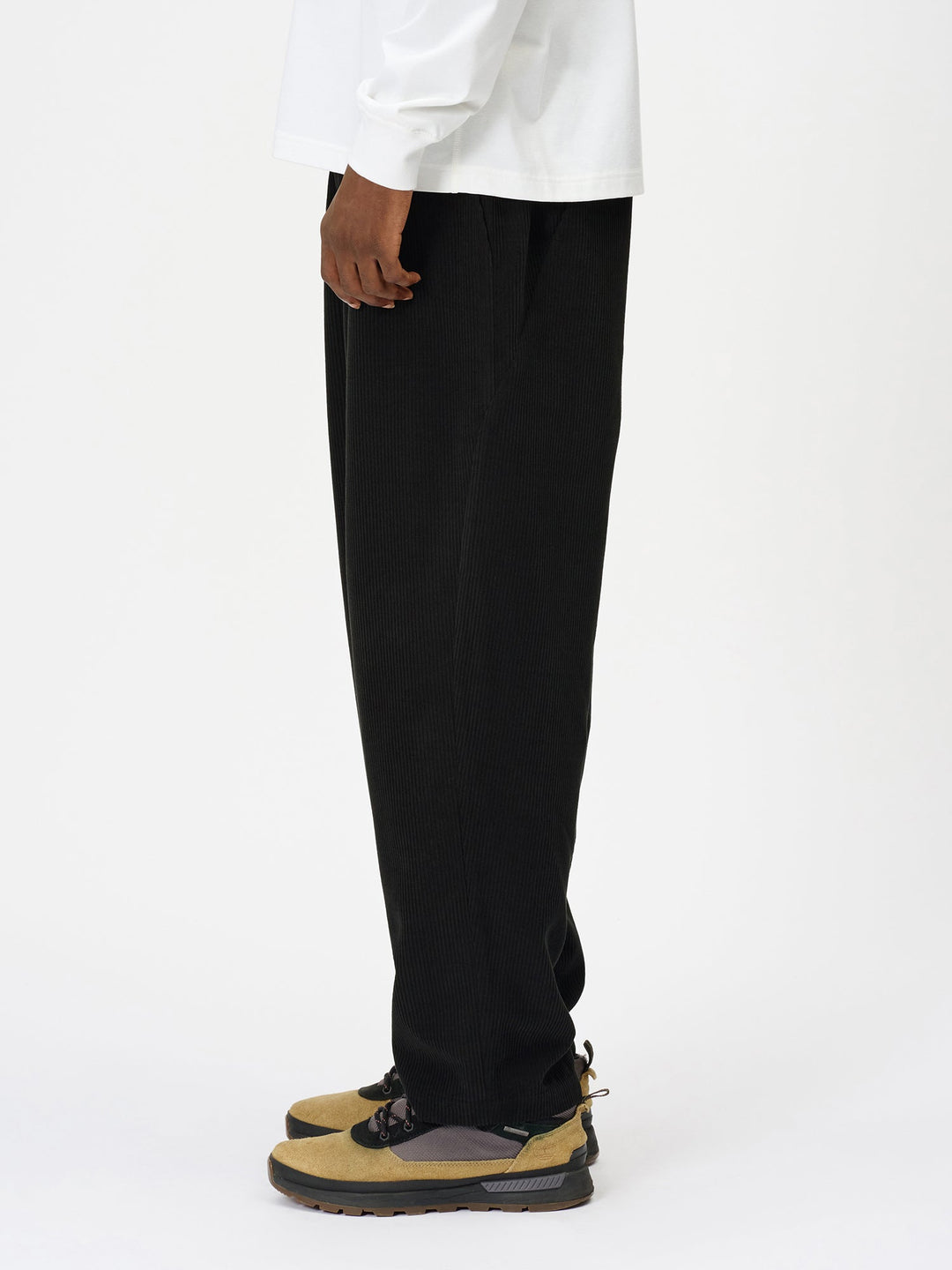 Fine Wale Corduroy Straight Pants – Goldwin Europe