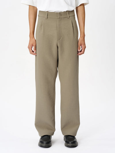 Model: Height 186cm / 6'1" | Wearing: TAUPE FAWN / 4