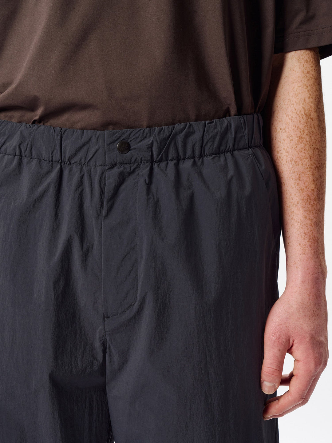 Advanced Light Wide Easy Pants – Goldwin Europe
