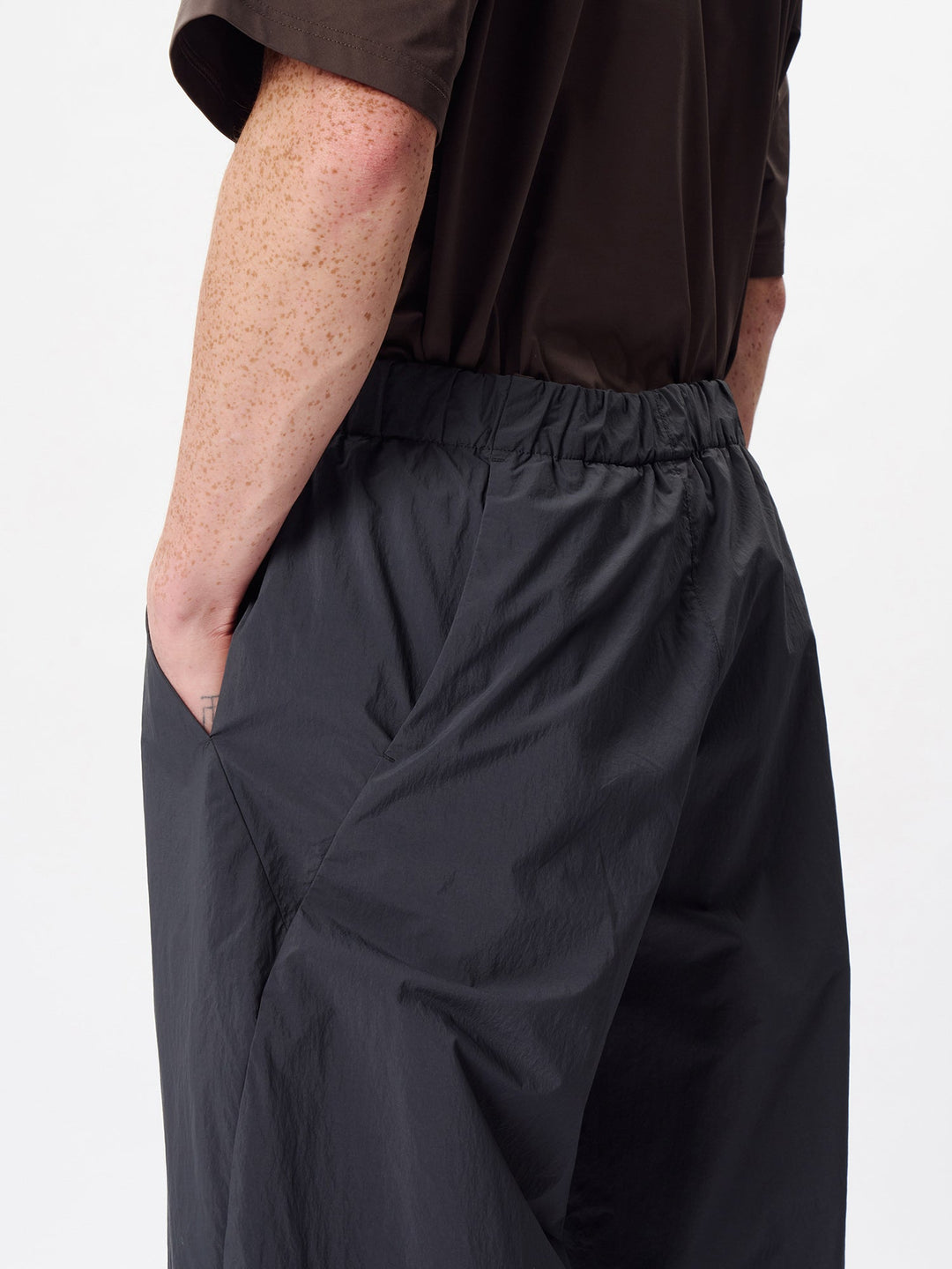 Advanced Light Wide Easy Pants – Goldwin Europe