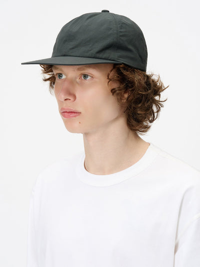 Model: Height 185cm / 6'0" | DEEP CHARCOAL / F