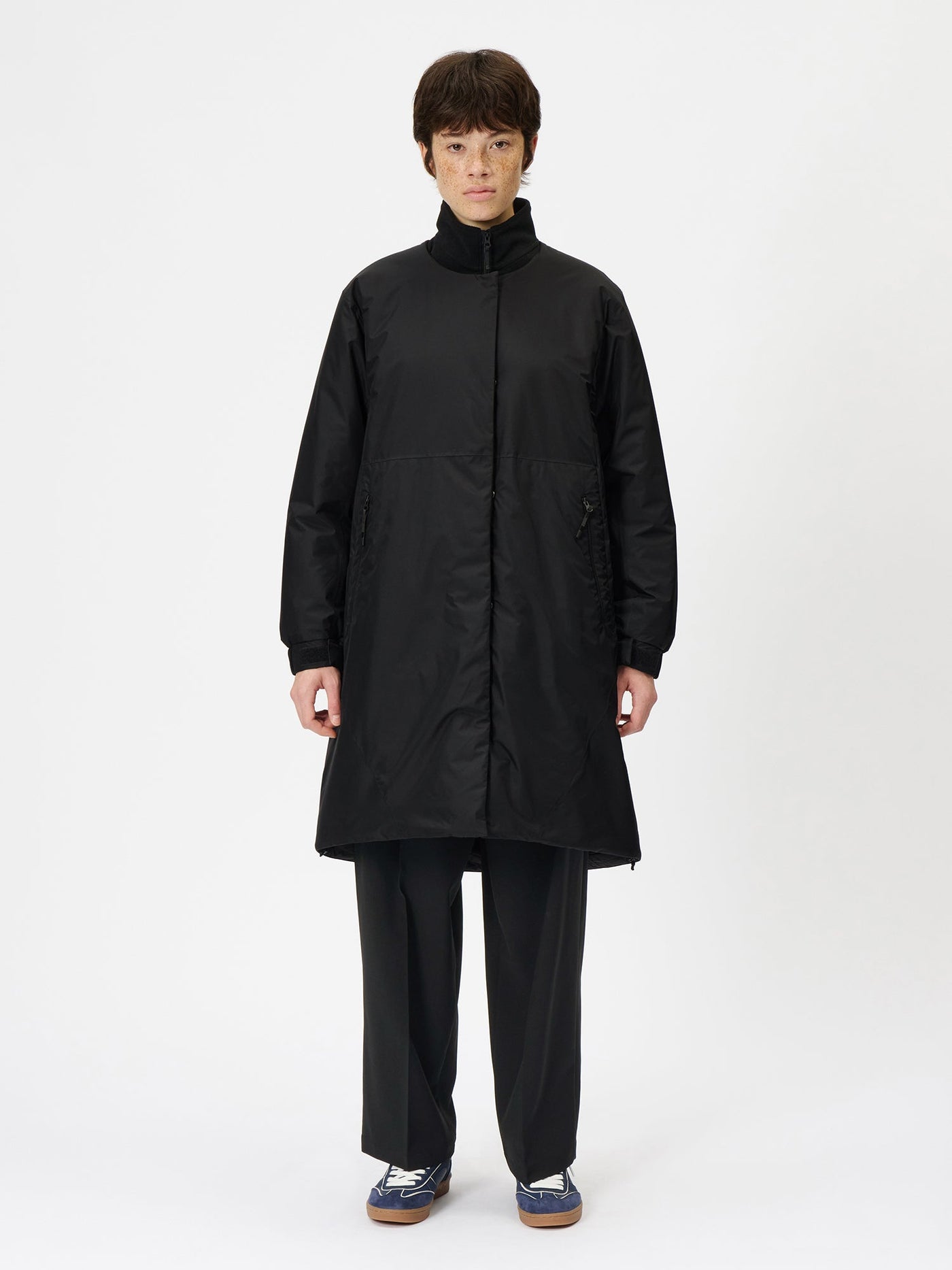 Model: Height 177cm / 5'8'' | Wearing: BLACK / 3