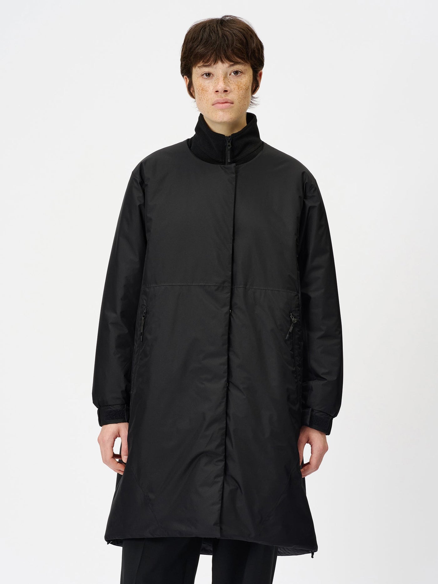 Model: Height 177cm / 5'8'' | Wearing: BLACK / 3