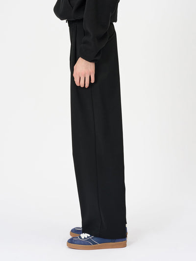 Model: Height 177cm / 5'8'' | Wearing: BLACK / 3