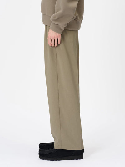 Model: Height 177cm / 5'8'' | Wearing: TAUPE FAWN / 3