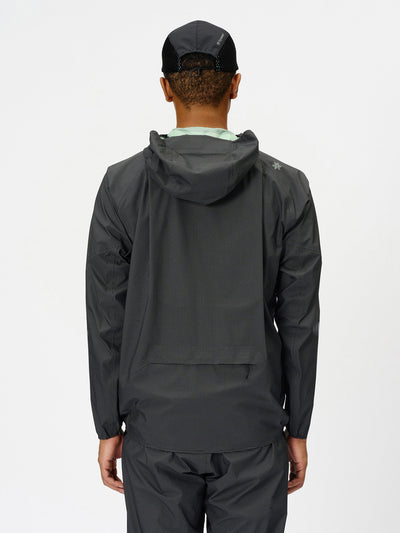 Model: Height 184cm / 6'0" | Wearing: BLACK / 3