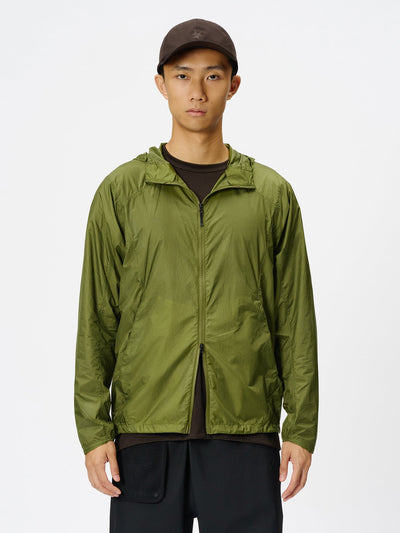 Model: Height 183cm / 6'0" | Wearing: IVY GREEN / 3