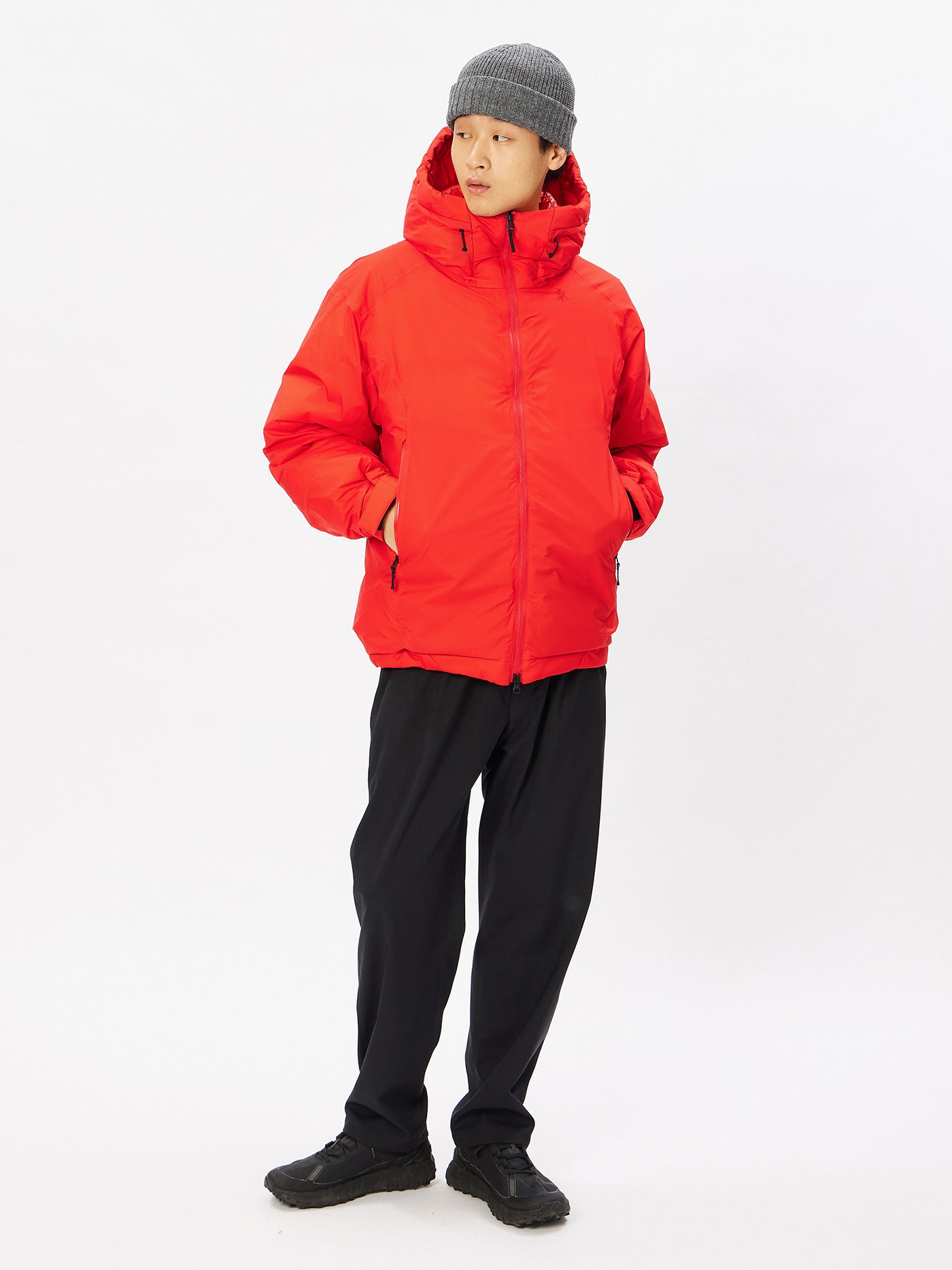 Model: Height 184cm | Wearing: ROYAL RED / 3